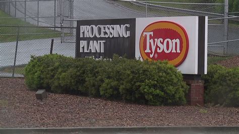 2nd Nc Tyson Plant To Close After Covid 19 Cases Cbs 17
