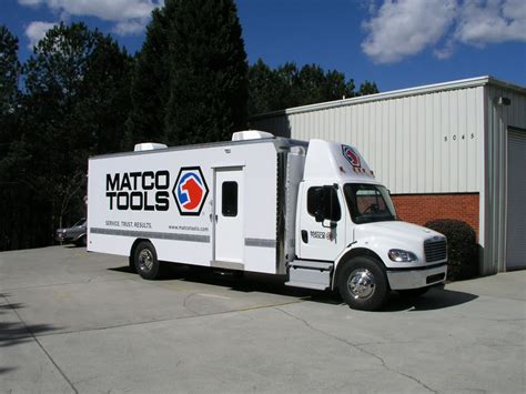 24′ Freightliner M2 Matco Tools San Diego American Custom Design