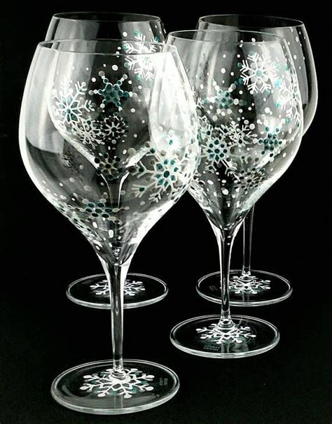 Snowflake Painted Wine Glasses Winter Wine Glasses Holiday Painted Wine Glasses Winter Wine