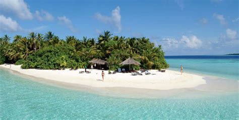Resort Vilamendhoo Island Resort In Maldives Country Arenatours