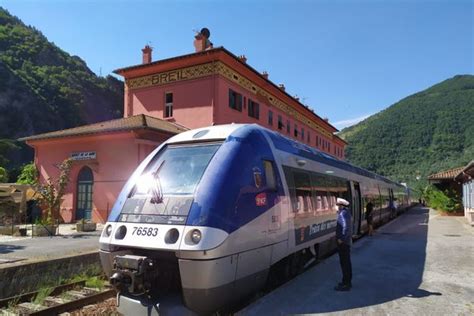 Train Des Merveilles Entre Nice Et Tende à La Découverte Des Villages