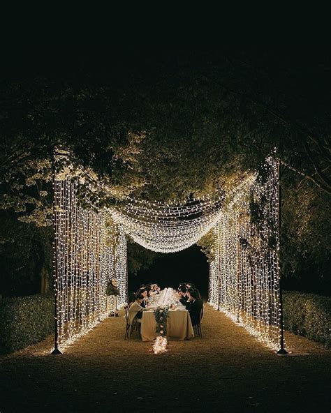 String Light Wedding Decor That Makes Our Hearts Glow Up ⋆ Ruffled