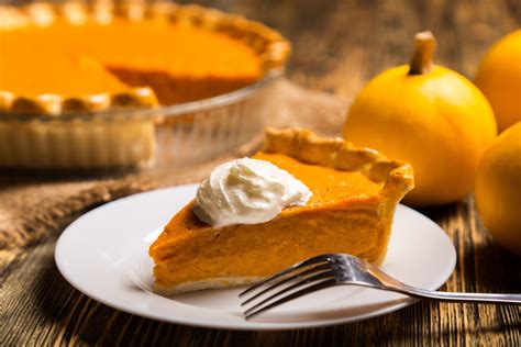 Healthy Twist On A Holiday Favorite Vegan Pumpkin Pie In 3 Steps AOC