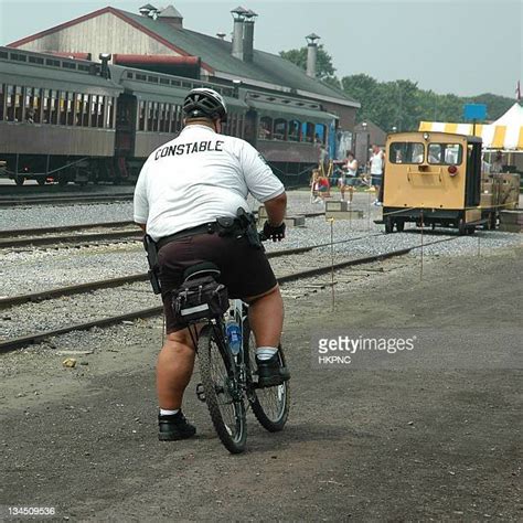 Fat Police Photos And Premium High Res Pictures Getty Images
