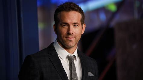 Good Guy Ryan Reynolds Sent Hundreds Of Thank You Videos To The Crew