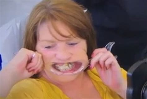 Graphic Content Dentist Fearing Mum Uses Superglue To Stop Teeth