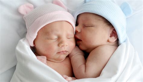 Három hónap különbséggel születtek az ikrek | Székely Hírmondó