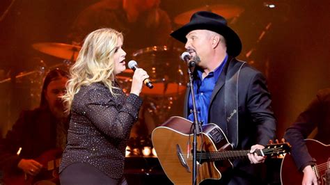 Her favorite dish is one that's close to her heart. Garth Brooks and Trisha Yearwood taking song requests on ...