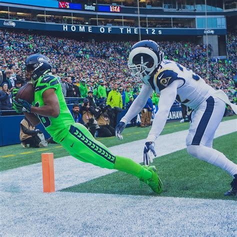 Watch Was Russell Wilsons Throw And Tyler Locketts Catch The Play Of