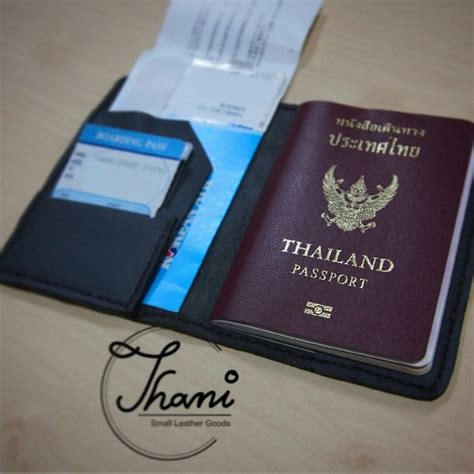 Is it need to fill binti the names follow a order from right to left, from the first line to second line. Slim passport case (A name stamp or initials with capital ...