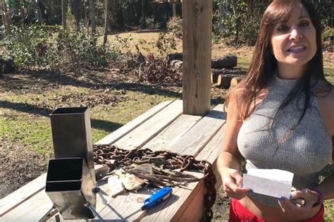 Dull Video Of Farm Girl Doing Review Of Wood Burning Stove Goes Viral Can You Guess Why