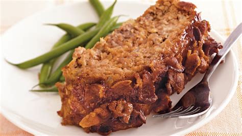 Sometimes the side dishes you serve with meatloaf are even more important than the actual main course! Carnivore's Meatloaf Recipe - BettyCrocker.com