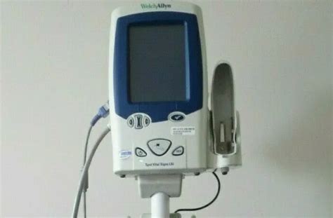 Welch Allyn Spot Vital Signs Lxi 45neo Monitor With Oxi Meter Cuffs