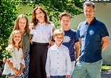 Los príncipes de Dinamarca y sus hijos se van de vacaciones