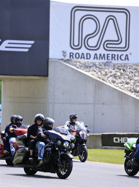 Motoamerica Superbikes At New Jersey New Jersey Motorsports Park