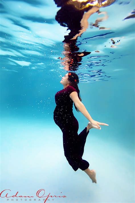 Underwater Maternity Adam Opris Photography Underwater Maternity