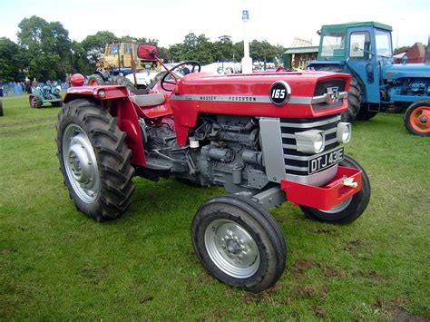 Massey Ferguson 165 Tractors Massey Ferguson Farm Tractor