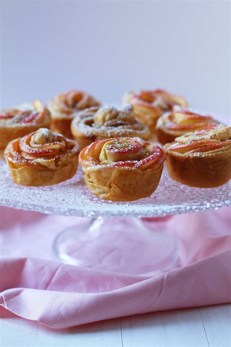 Sprinkle with bacon before serving. Honeycrisp Apple Roses - Zen & Spice | Recipe | Honeycrisp ...