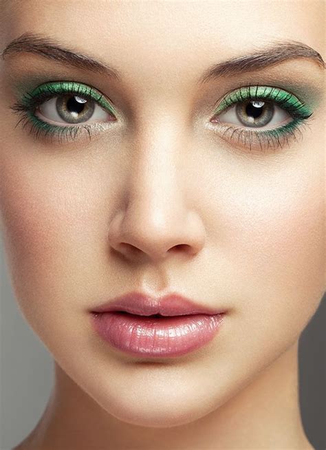 Basic Tips For A Natural Eye Makeup Look