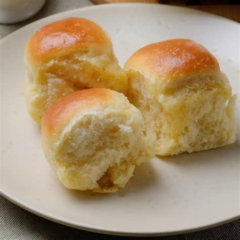 soft buttery yeast rolls cheekykitchen