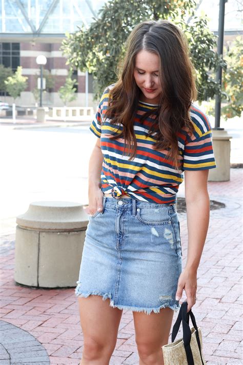 How The Denim Skirt Still Works 90s Trends Pointed North