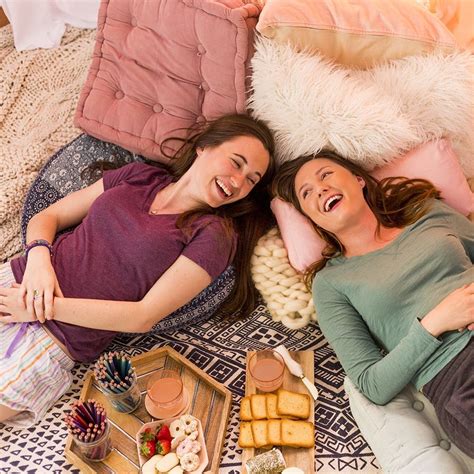 Stay In This Weekend To Throw The Ultimate Diy Adult Slumber Party Brit Co