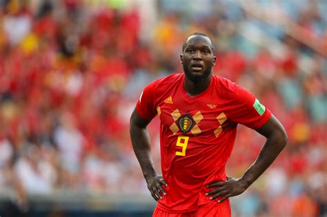 Romelu lukaku has been forced to withdrawn from the belgium squad after injuring his hamstring playing for everton on sunday. Romelu Lukaku - Manchester United and Belgium - World Soccer