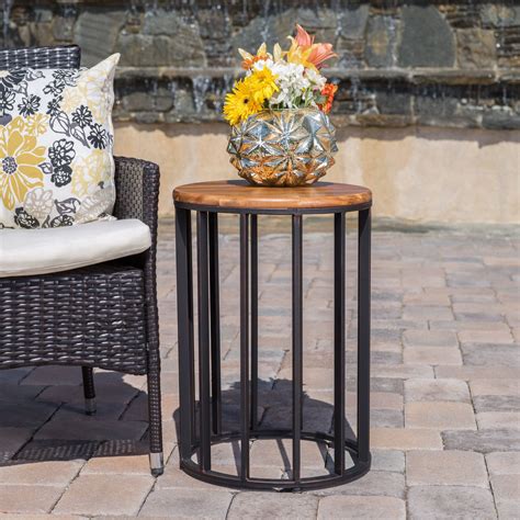 Cascada Outdoor Acacia Wood 15 Accent Table With Antique Finished Iron Accents Natural Finish