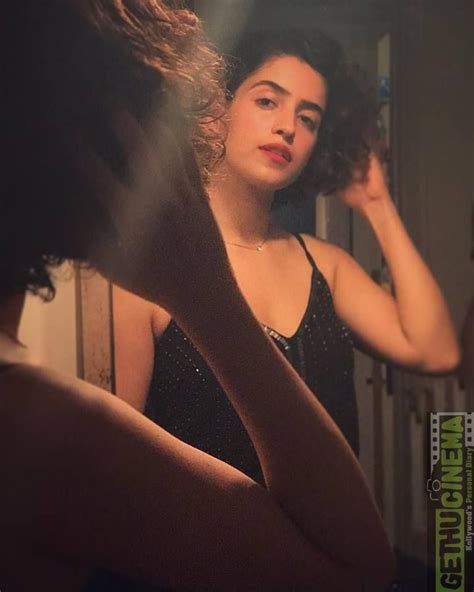 Unseen Photos Of Dangal Fame Sanya Malhotra Gethu Cinema In 2020