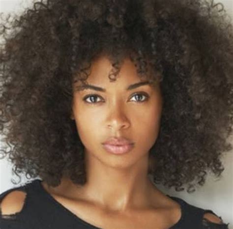The brand teamed up with hairstylist stacey ciceron to help develop the range. Curling Afro Haircut - 25 Short Curly Afro Hairstyles ...