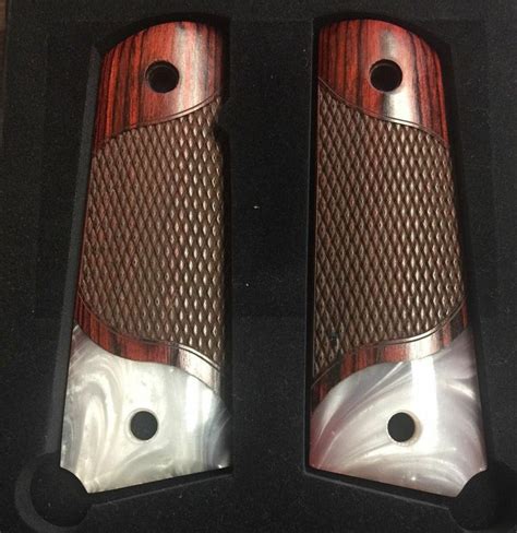1911 Full Size Checkered Rosewood Grips With Pearl Accent — Woodworld