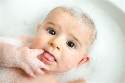 Our Guide To Bathing For Eczema Babies Eczema Babies