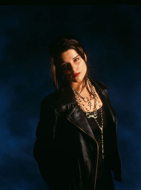 Stylinglikeitsthe90s “neve Campbell ” The Craft Movie Neve Campbell