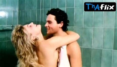 Patrizia Pellegrino Breasts Scene In Vacanze D Estate Tnaflix Porn Videos