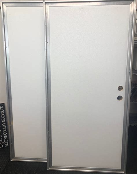 Fiberglass Doors 26 Or 32 Insulated With Door Hardware Or Double Door