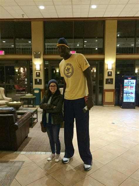 4 Foot 11 Me Next To 7 Foot 6 Mamadou N Diaye Tallest Basketball Player In The Ncaa Pics