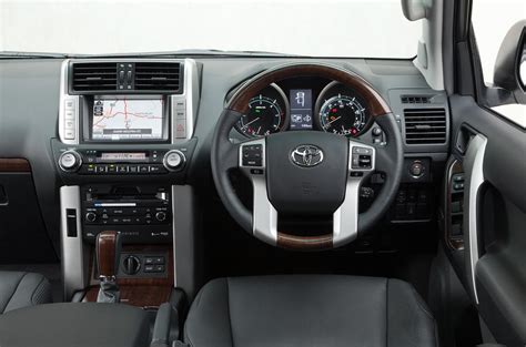Toyota Land Cruiser V8 2008 2011 Interior Autocar