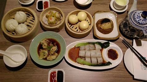They're always packed especially during lunch hours so we suggest going early or booking your seats in advance. Ayuh, Let's Makan!: Dolly Dim Sum at Nu Sentral