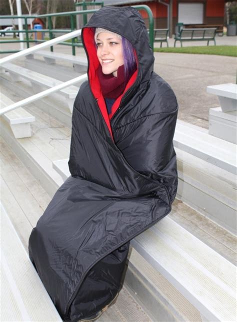 Extreme Waterproof Hooded Blanket