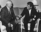File:John Kennedy, Nikita Khrushchev 1961.jpg - Wikipedia, the free ...