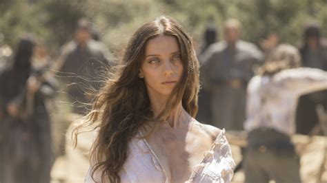 Is Clementine Really Dead On Westworld Angela Sarafyan Talks About