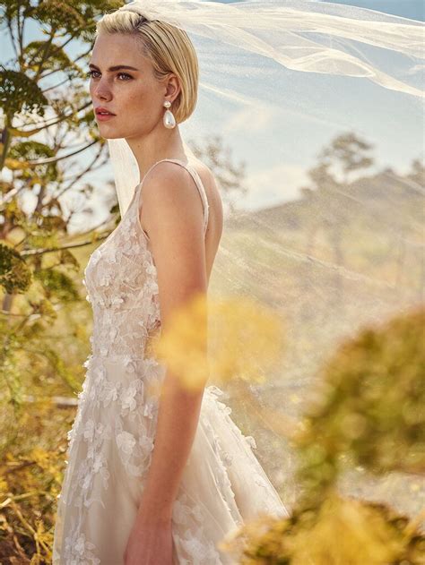 22 Garden Wedding Dresses For A Whimsical Bridal Look