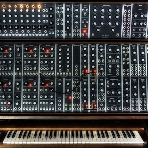 Moog Modular Synth Moog Synthesizer Synthesizer Electronic Music