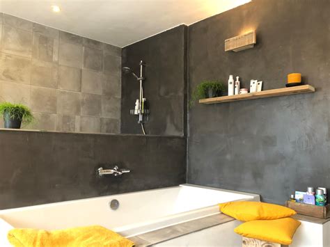 betonlook in je huis toepassing op wanden vloeren en badkamer uitgelegd beton cire nederland