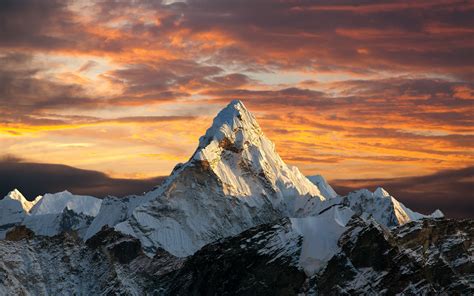 Download 3840x2400 wallpaper sunset, clouds, sky, mountain's peak, 4k ...