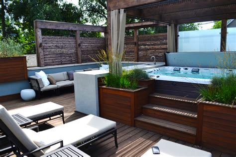 Hot Tub Retreat Contemporary Deck Chicago By Chicago Roof Deck And Garden Houzz