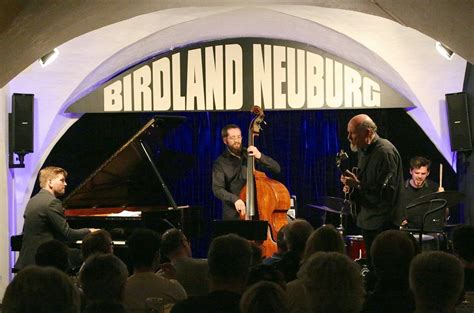 Londonjazz Review John Scofield And The Pablo Held Trio At Birdland