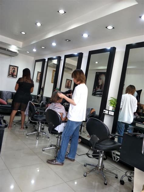 We did not find results for: Hair salon /massage reduced to 240,000 from 750000 for ...