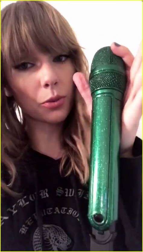 Taylor Swift Shows Off Her Microphones For Reputation Tour Photo