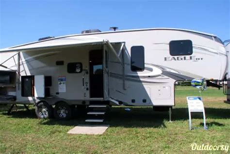 The 12 Most Impressive Small Fifth Wheel Campers For Light And